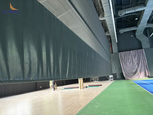 Хорошая цена Высокопрочный тканевой разделительный занавес для внутренней наружной спортивной зоны онлайн